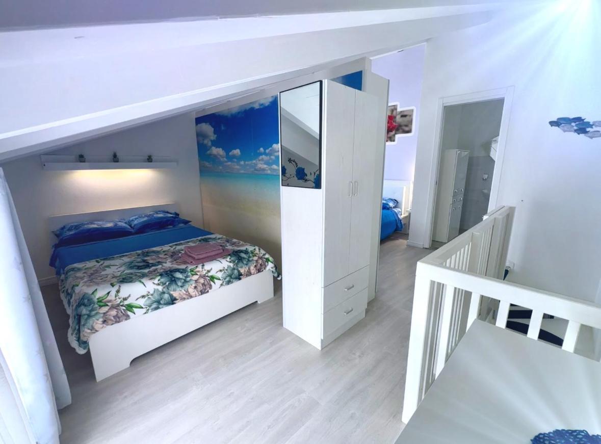 Alloggio Ulivi อิโซลา โรสซา ภายนอก รูปภาพ